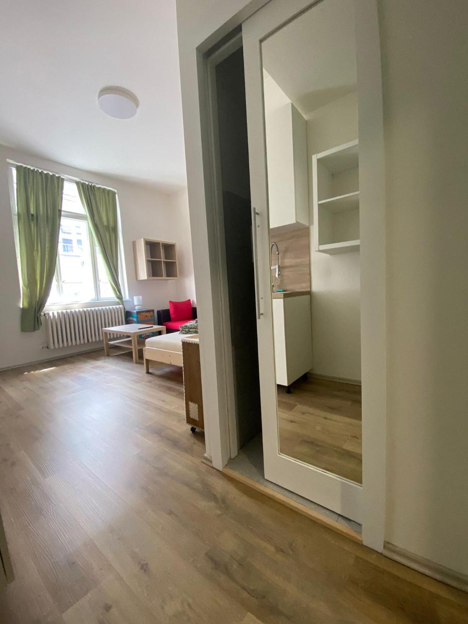 Garsoniera Ostrava City Centr, Na Hradbach 118 Exterior foto